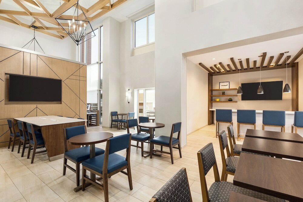 Фото Holiday Inn Express & Suites Tuscaloosa-University, an Ihg Hotel