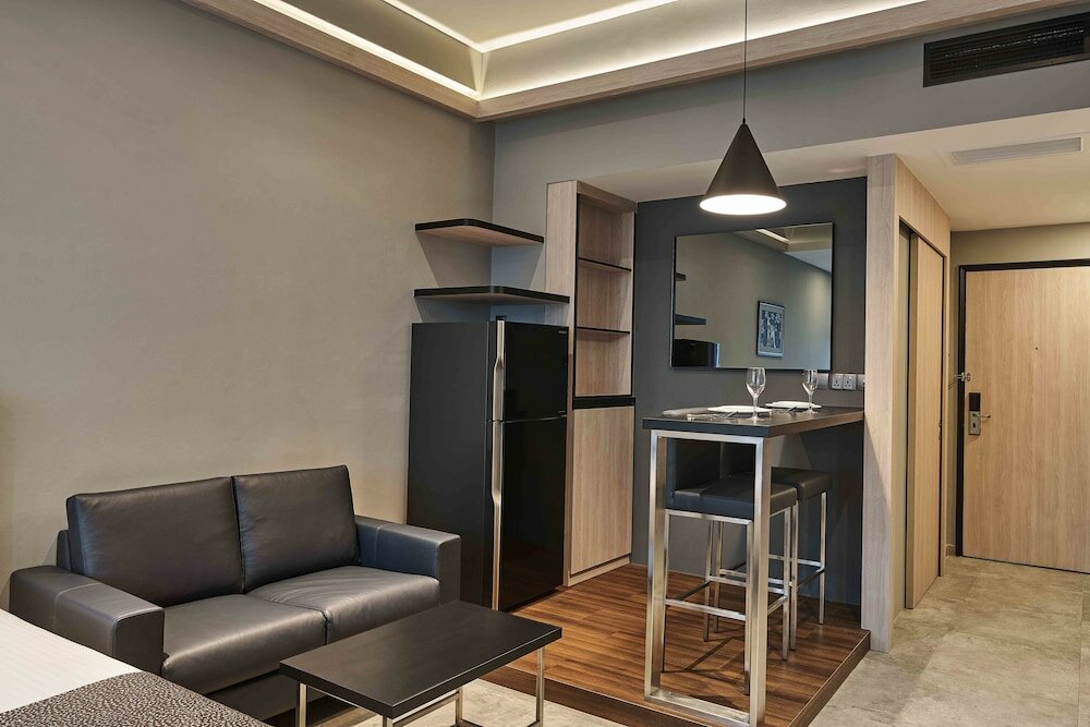 Фото Orchard Grand Court