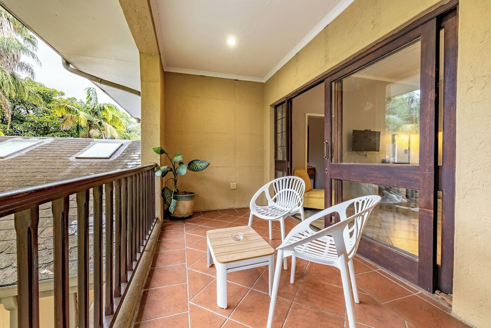 Фото Hotel Numbi and Garden Suites