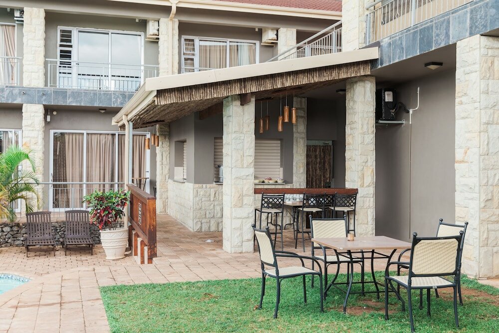 Фото Umthunzi Hotel & Conference