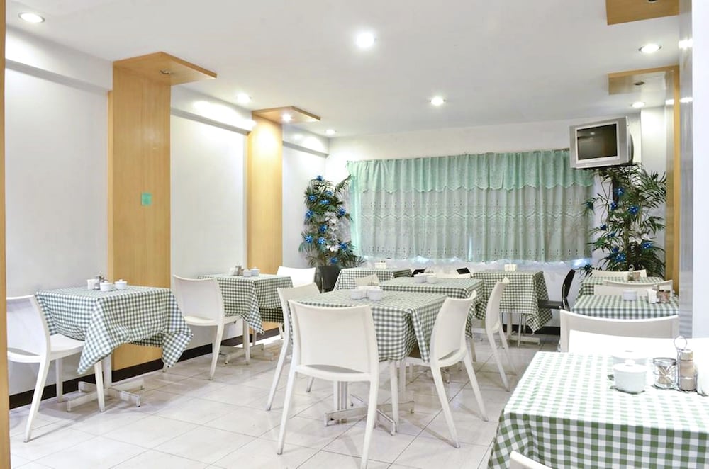 Фото Jupiter Suites