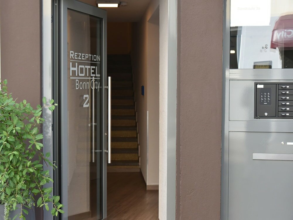 Фото Hotel Bonn City