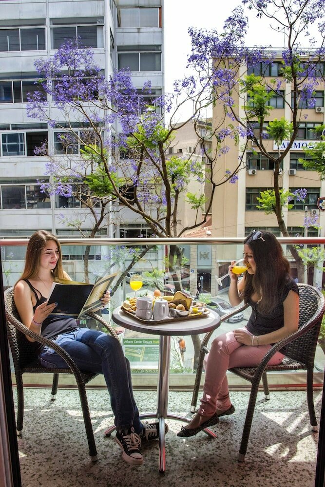 Фото Attalos Hotel