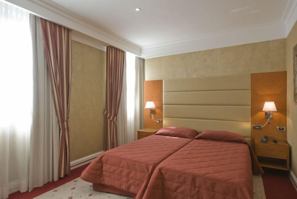 Фото Perusia Hotel