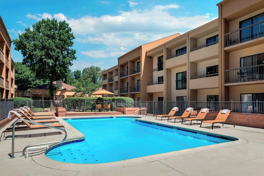 Фото Courtyard by Marriott Virginia Beach Norfolk