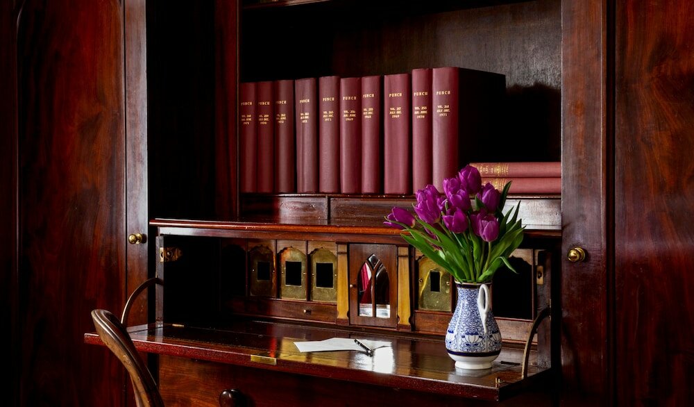 Фото Batty Langley's