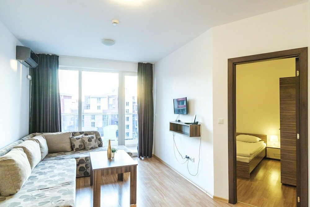 Фото Адмирал Плаза