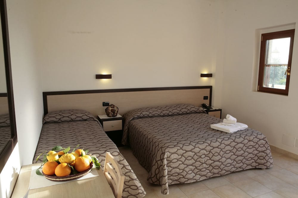 Фото Albergo Il Giardino