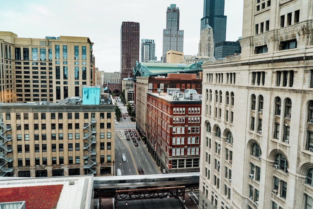 Фото The Congress Plaza Hotel & Convention Center