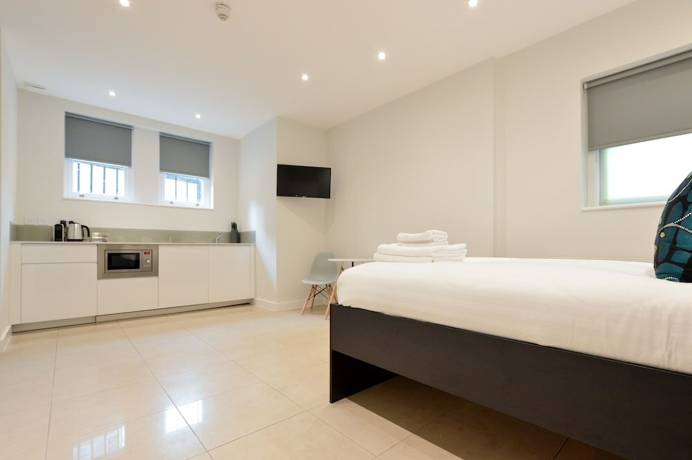 Фото St James House Serviced Apartments