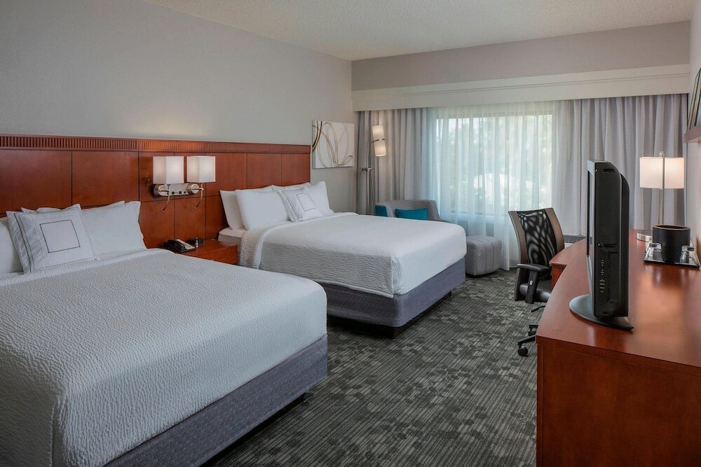 Фото Courtyard by Marriott Orlando International Dr Conv Cntr
