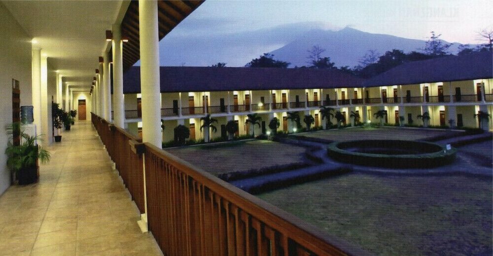 Фото D'Emmerick Salib Putih Hotel Salatiga