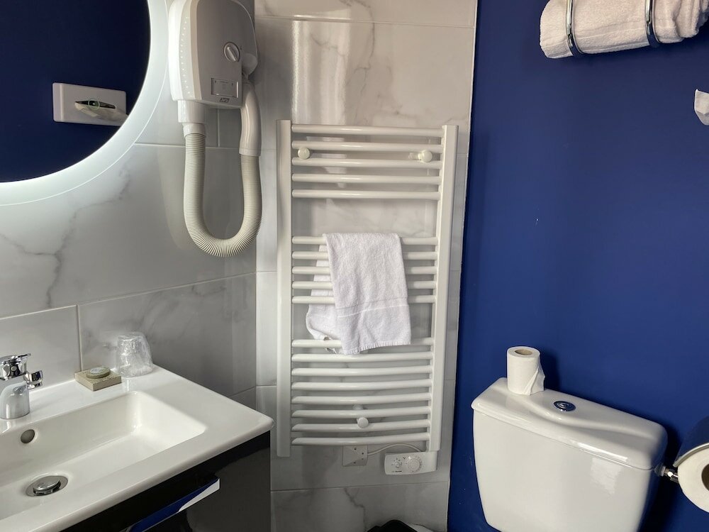 Фото Majestic Hotel