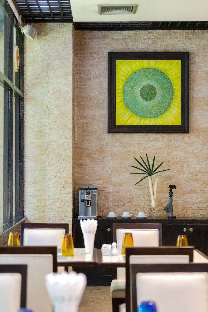 Фото Pinnacle Lumpinee Park Hotel