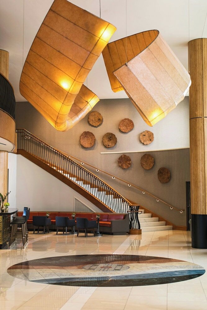 Фото Renaissance Raleigh North Hills Hotel