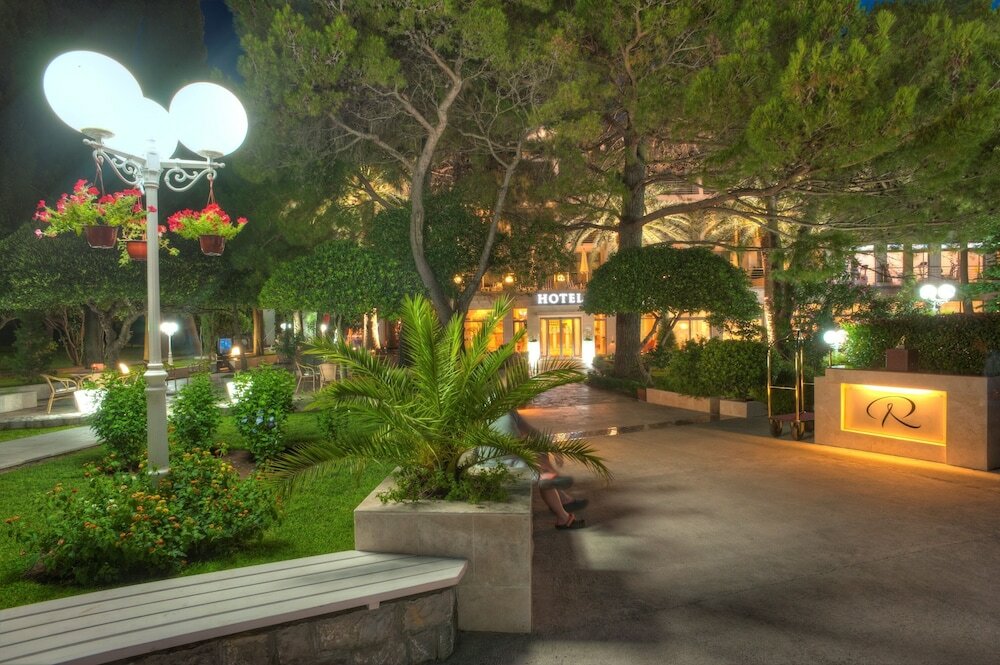 Фото Hotel Rivijera