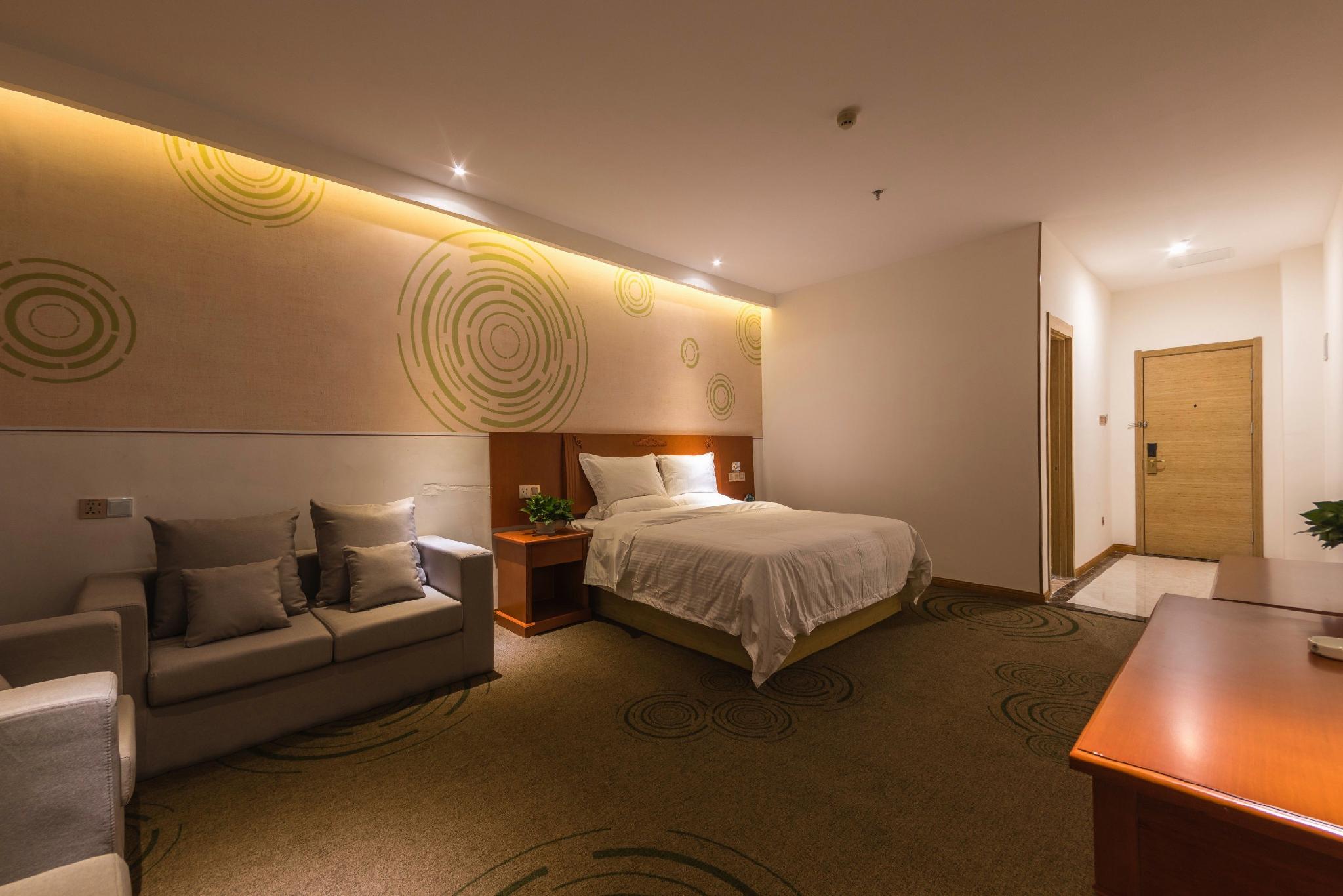 Фото GreenTree Inn XiAn Xincheng District Raily Station Wukou Metro Station Hotel