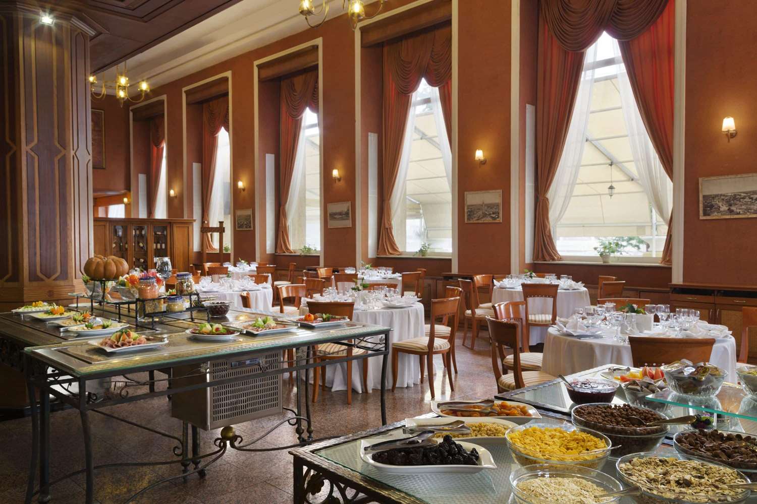 Фото Ramada by Wyndham Plovdiv Trimontium