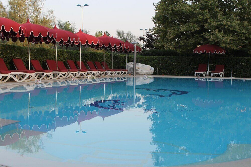 Фото Hotel Le Tegnue