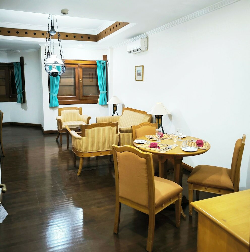 Фото Kresna Hotel Wonosobo