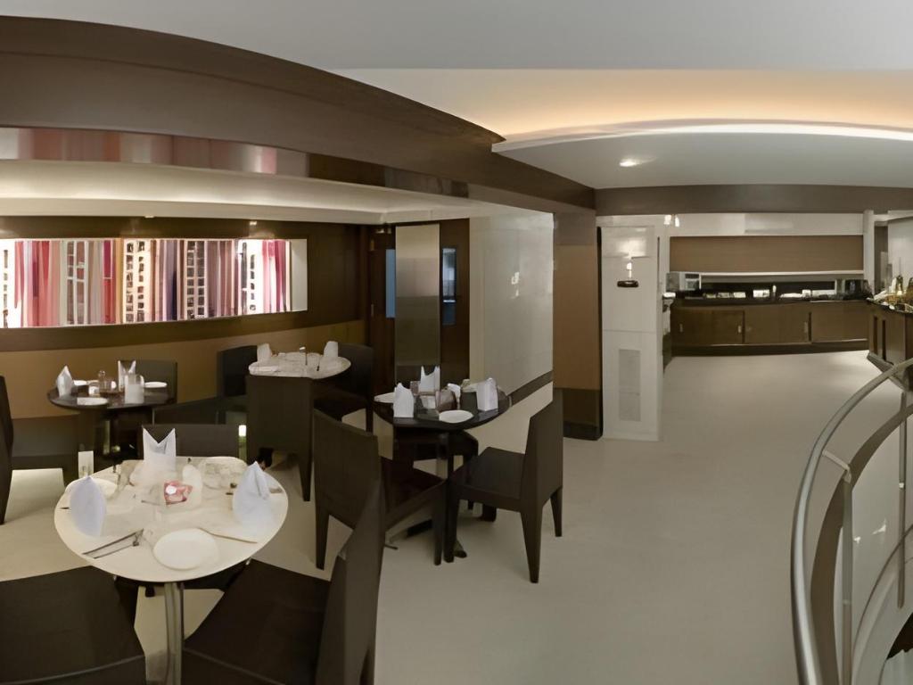 Фото Kapila Business Hotel