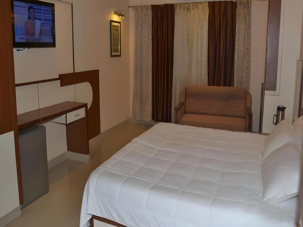 Фото Nayak Beach Resort