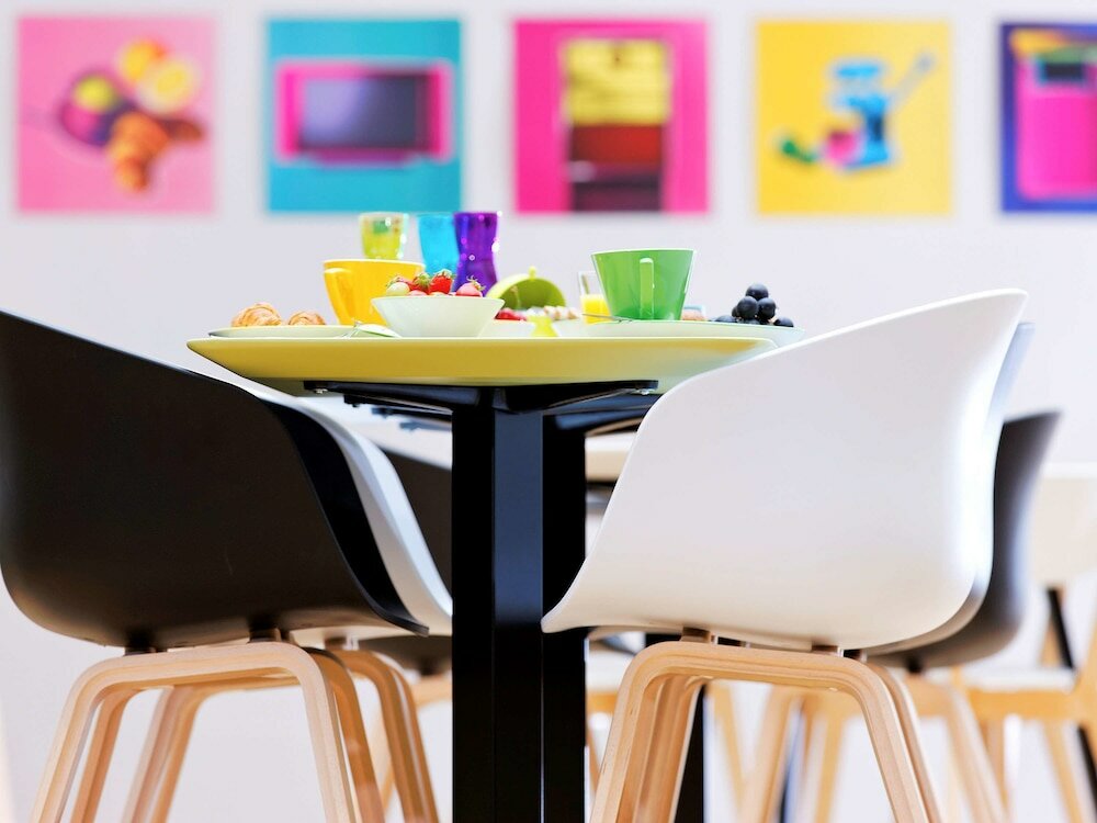 Фото Ibis Styles Calais Centre