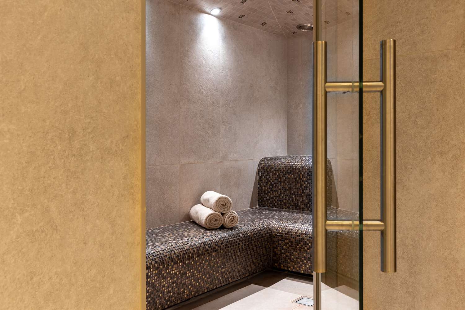 Фото Best Western Hotel & SPA Coeur De Cassis