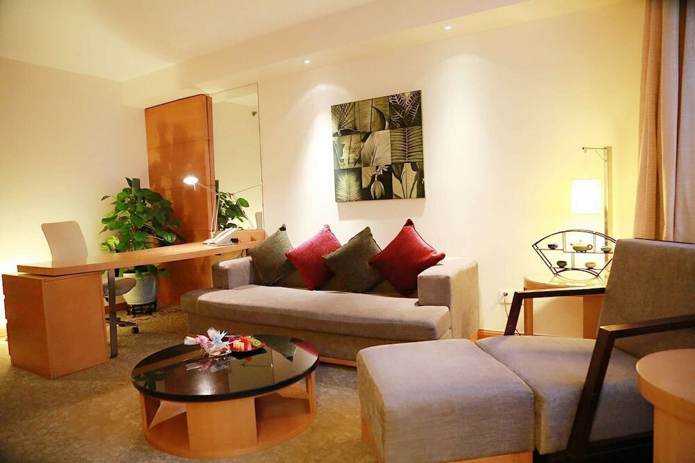 Фото Jinglun Hotel