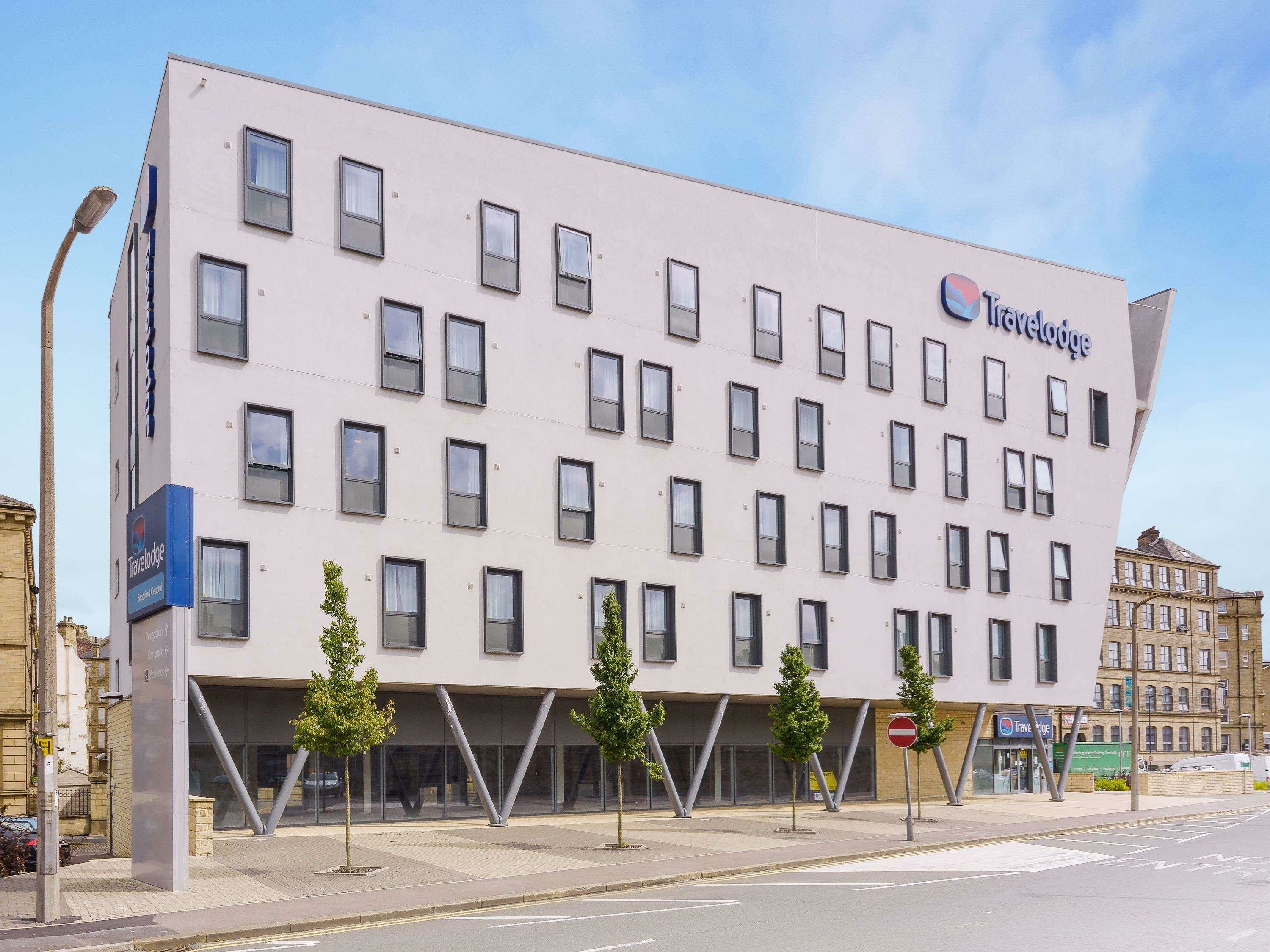 Фото Travelodge Bradford Central