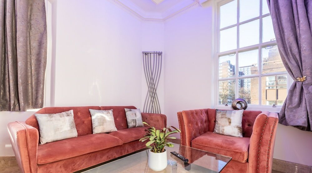 Фото Griffin House Hotel