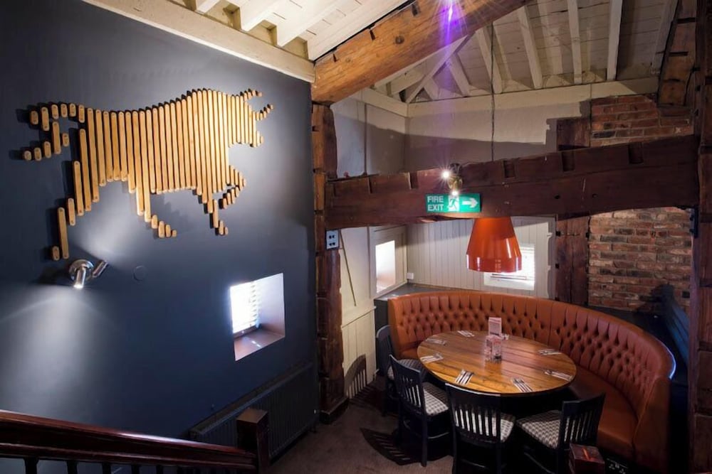 Фото Premier Inn Cambridge North - Girton