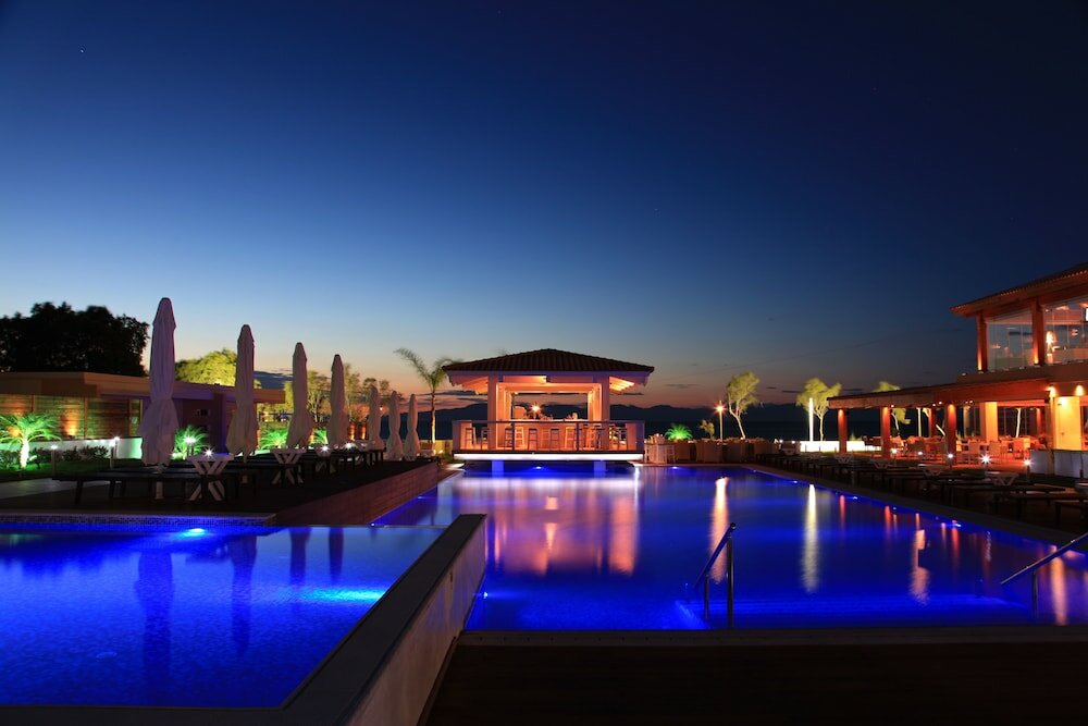 Фото Villa Di Mare Seaside Suites