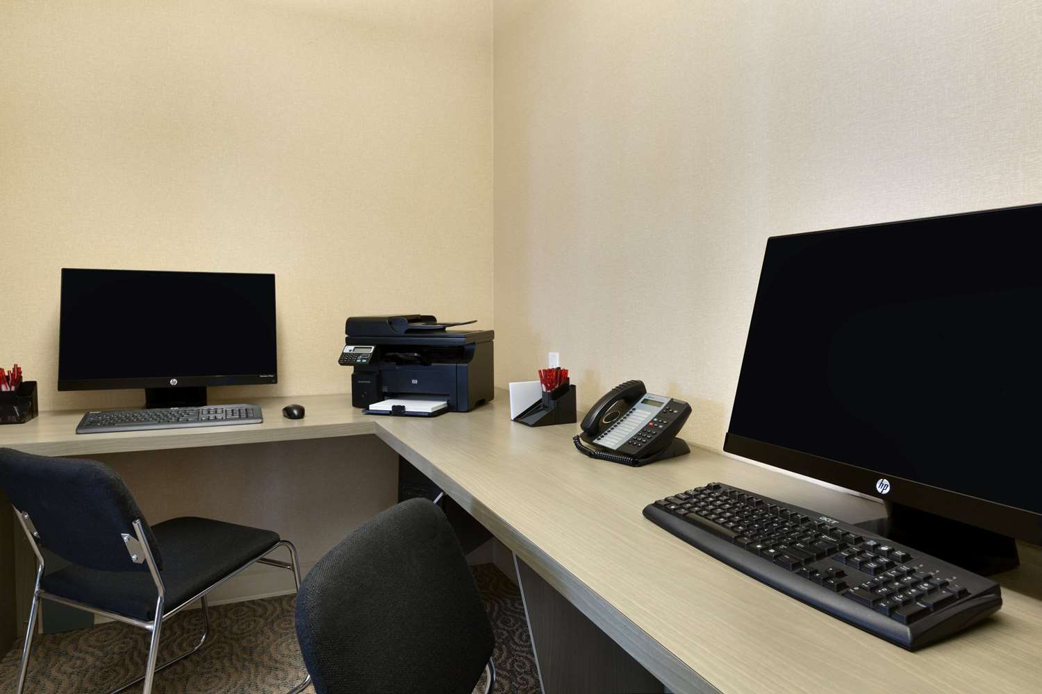 Фото Ramada by Wyndham Nanaimo