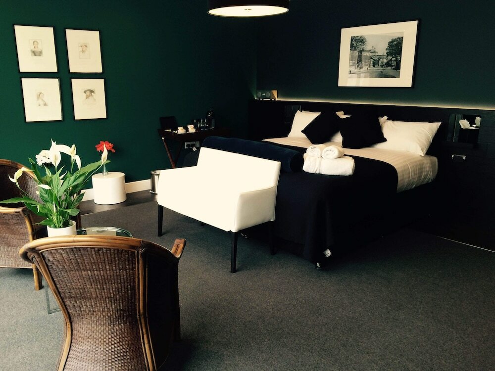 Фото Kings Arms Hotel