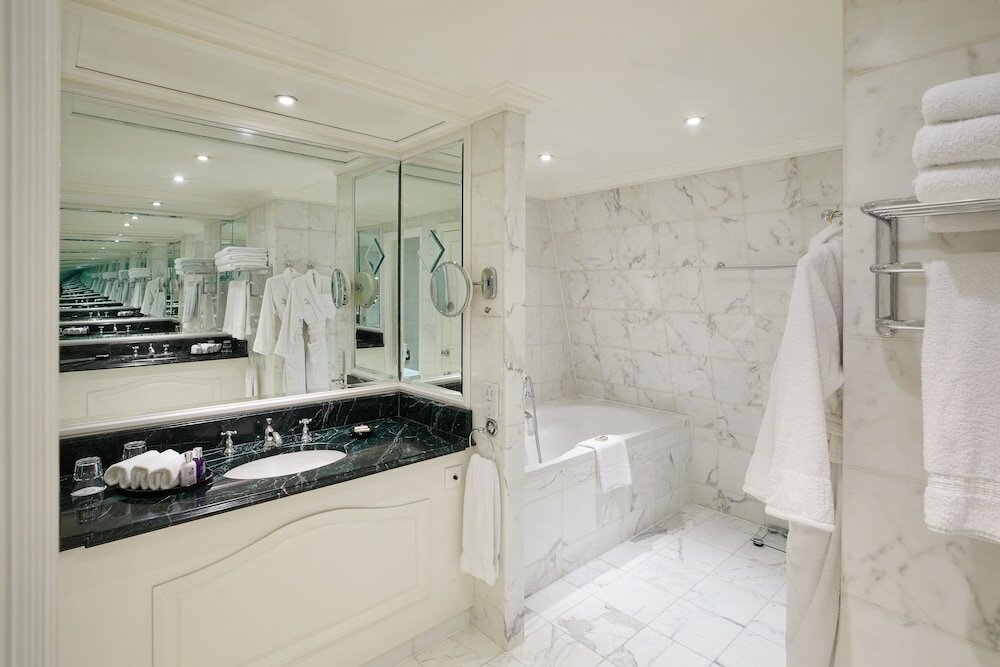 Фото The Landmark London