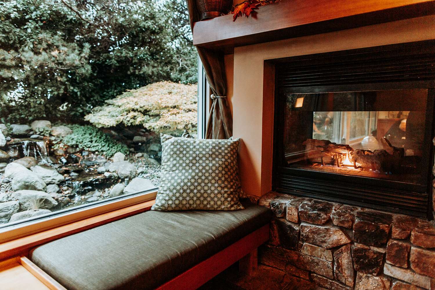 Фото Chrysalis Inn & SPA Bellingham, Curio Collection by Hilton