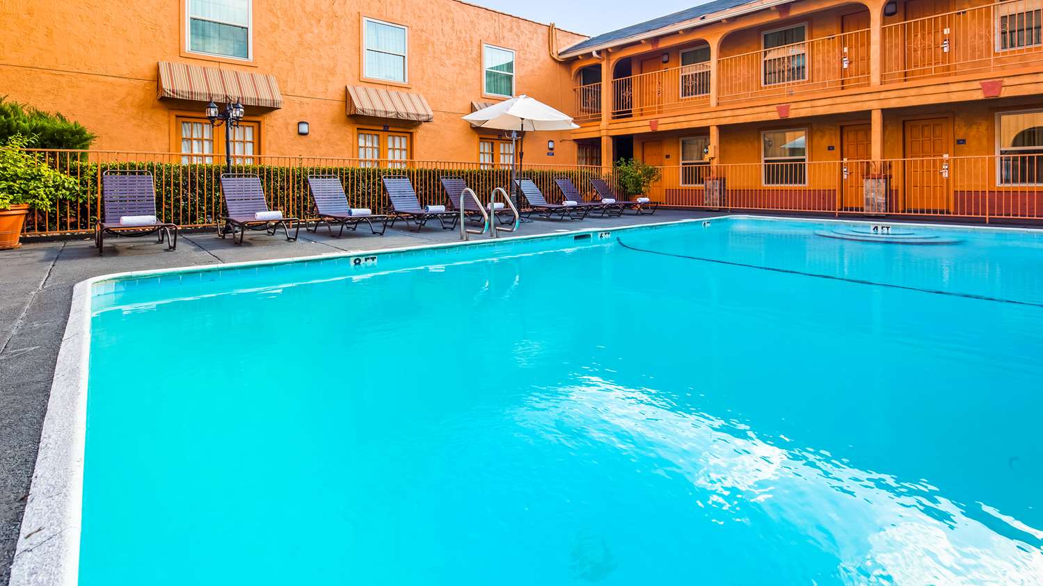 Фото Motel 6 Dallas, Tx – Downtown