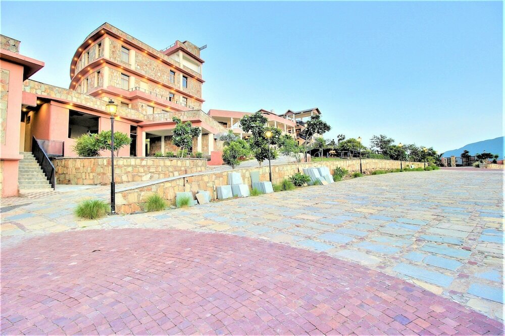 Фото Palm Valley Svasti Resort