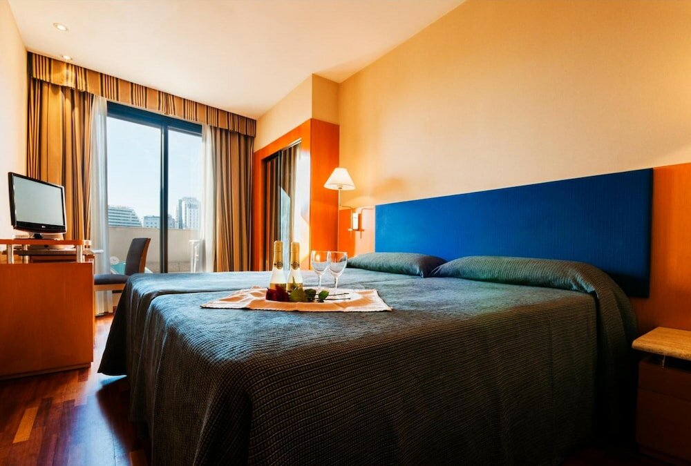 Фото Hotel Villacarlos