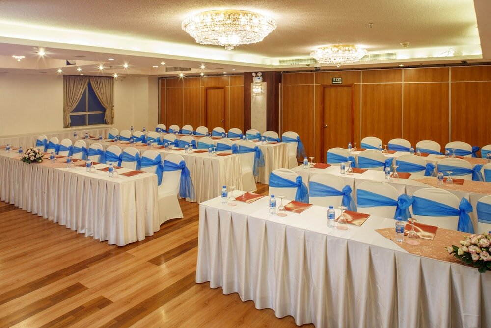 Фото Huong Sen Hotel