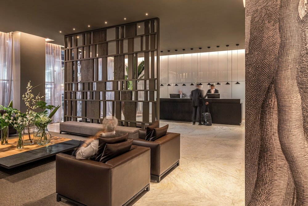 Фото Broadway Hotel & Suites