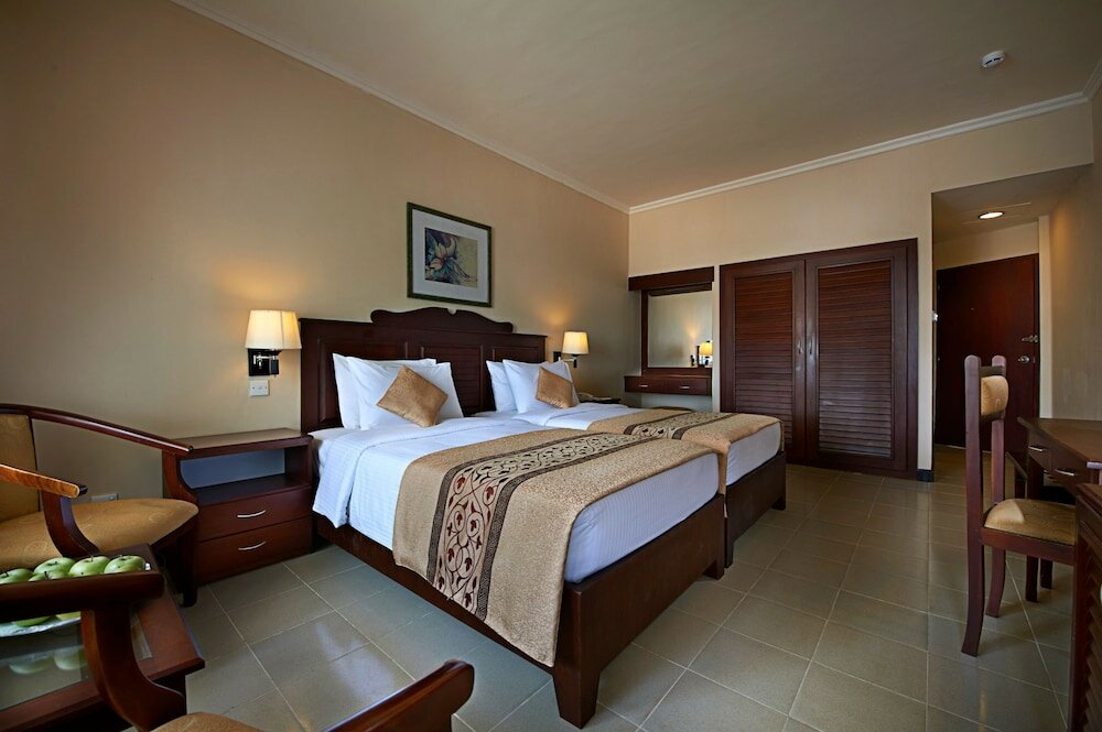 Фото Berjaya Hotel Colombo