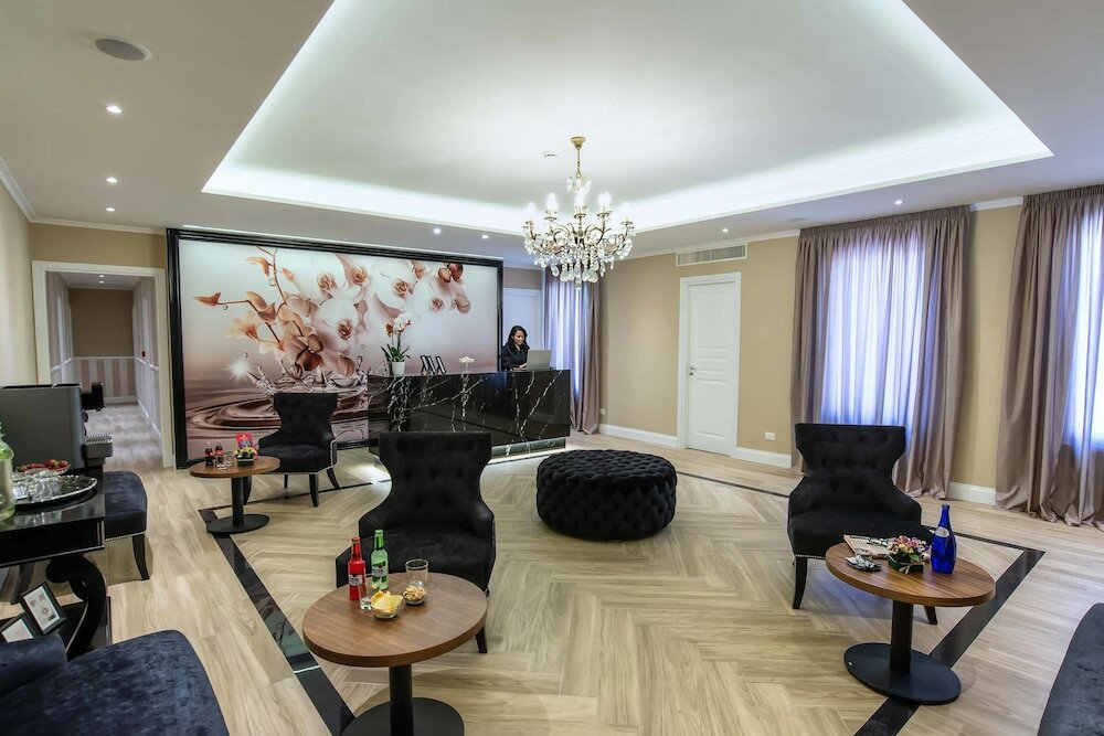 Фото The Boutique Hotel