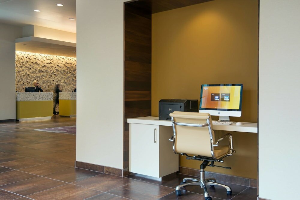 Фото Residence Inn Portland Downtown/Pearl District