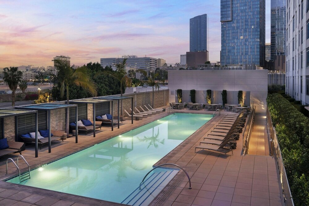 Фото Courtyard by Marriott Los Angeles L. A. Live