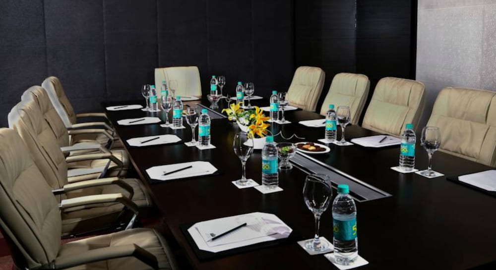 Фото Country Inn & Suites by Radisson, Navi Mumbai