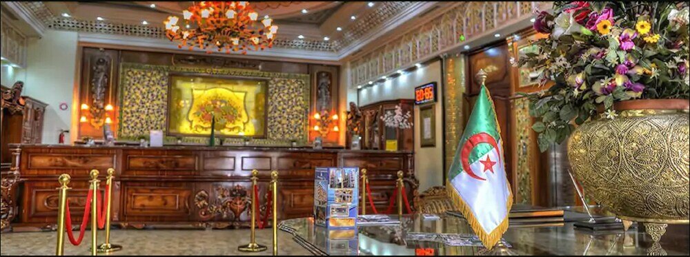 Фото Hotel Ville des Roses