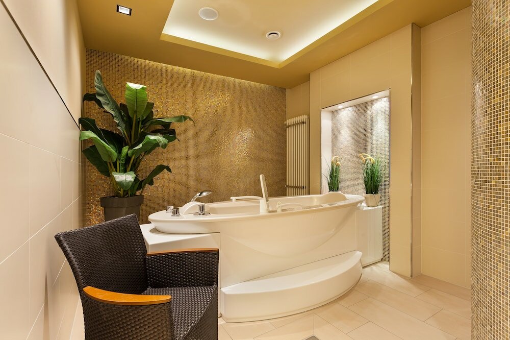 Фото Hotel Vier Jahreszeiten Kühlungsborn