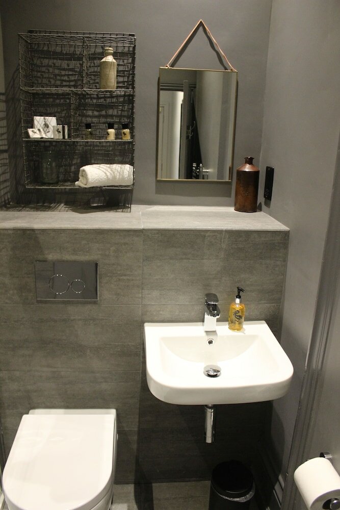 Фото The Churchill Hotel